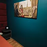 Hotel Artist *